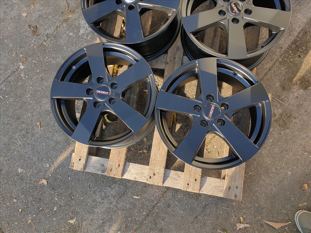 16" 5x108 Dezent TD 2. kép
