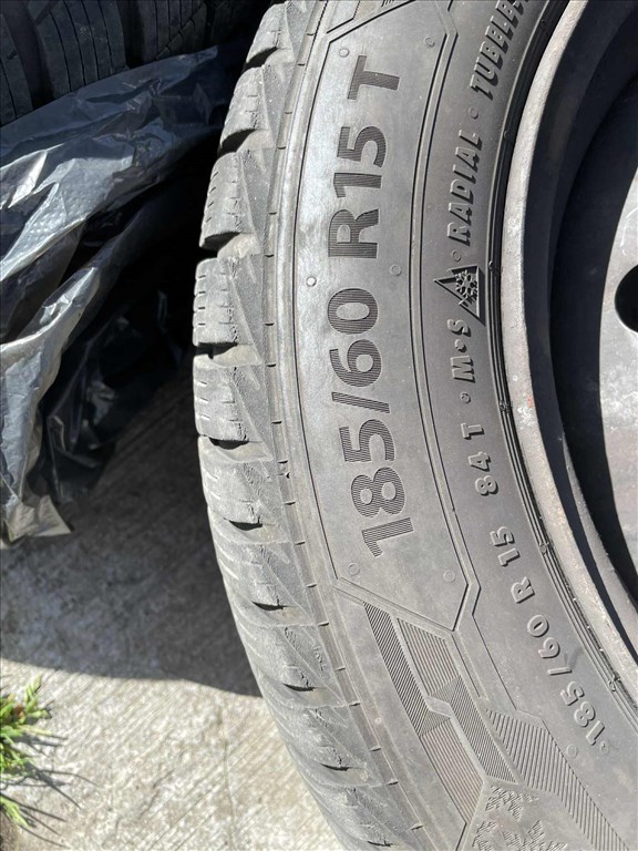  Barum Polaris 5 téli gumiszett lemezfelnire szerelten eladó 2. kép