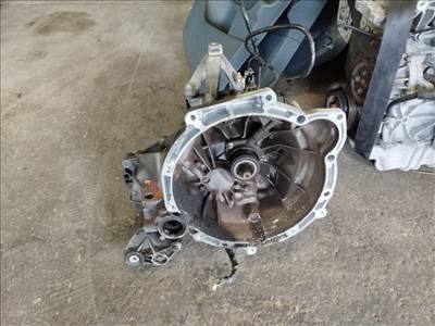 Ford C-Max / Focus 3 1.6 Ti-VCT 2011- AV6R7002BG kódú sebességváltó (5 seb.)