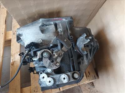 Opel Insignia A 2.0 CDTI Váltó F40 9866 , 