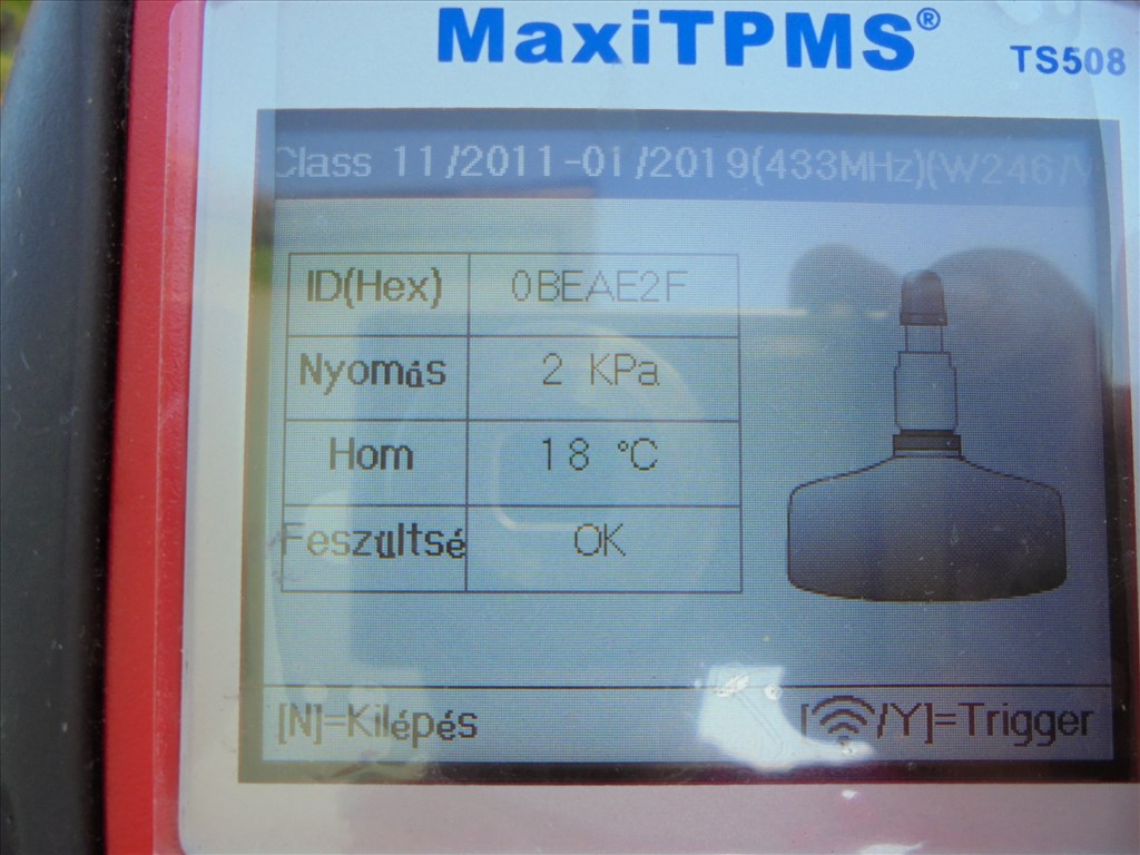 16-os újszerű szenzoros gyári Mercedes alufelni eladó 7. kép