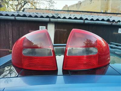 Audi A6 C5 Sedan hátsó lámpa párban 