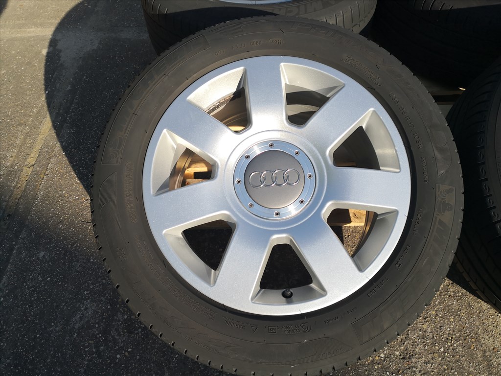  Audi 17-es gyári alukerék 5x112 3. kép