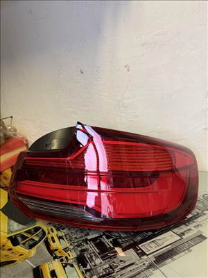 BMW 2-es sorozat F22 Bmw F22 F23 LCI jobb hátsó lámpa 7420992