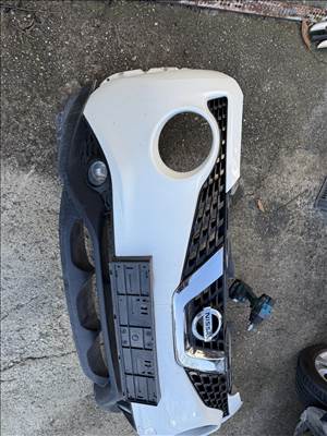 Nissan Juke I lökhárító 