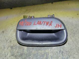 Hyundai Lantra (J1) Jobb hátsó Külső Kilincs *72586*