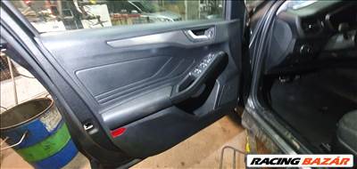Ford Focus mk4 ajtókárpit szett fekete 