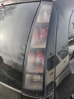 Opel Meriva hátsó lámpa 