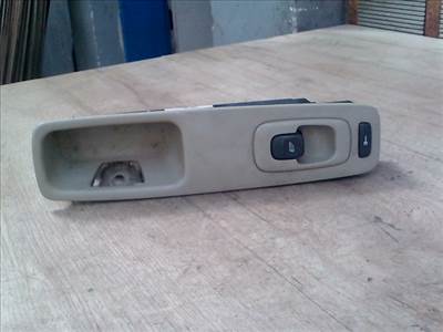 VOLVO S80 98.05.01-06.02.28 Jobb első ablakemelő kapcsoló