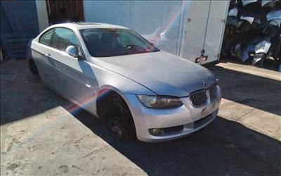 BMW 320 (E90, E91, E92, E93) bontott alkatrészei
