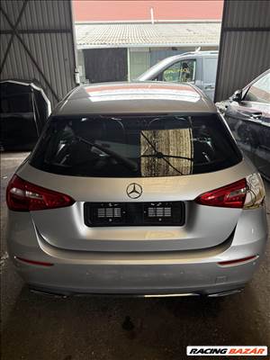 Mercedes A-osztály W177 csomagtérajtó 
