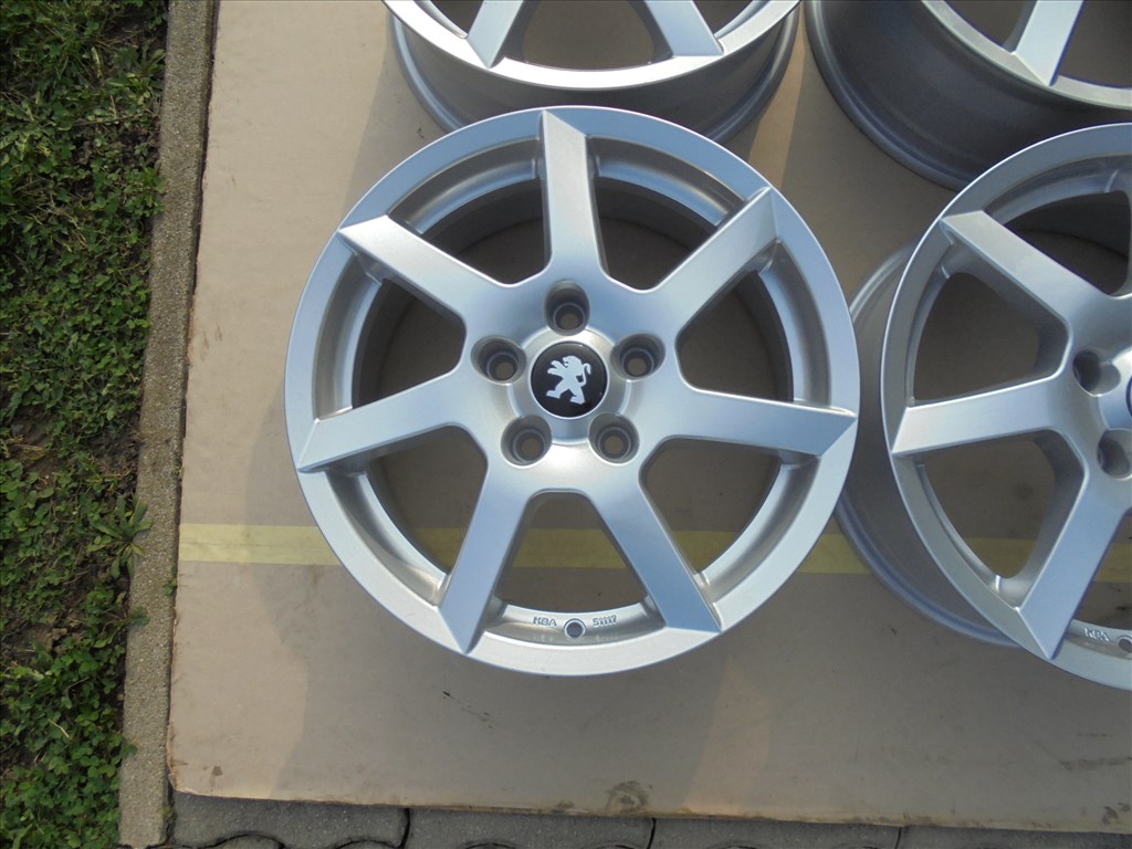 Vadi új 16-os 5 x 114.3-as Német alufelni eladó 7. kép