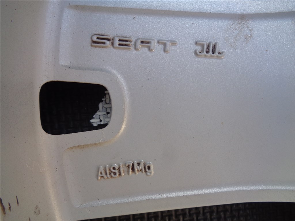 Seat gyári alufelni 17-es, 5×112-es osztóval szép állapotban eladó.  7. kép