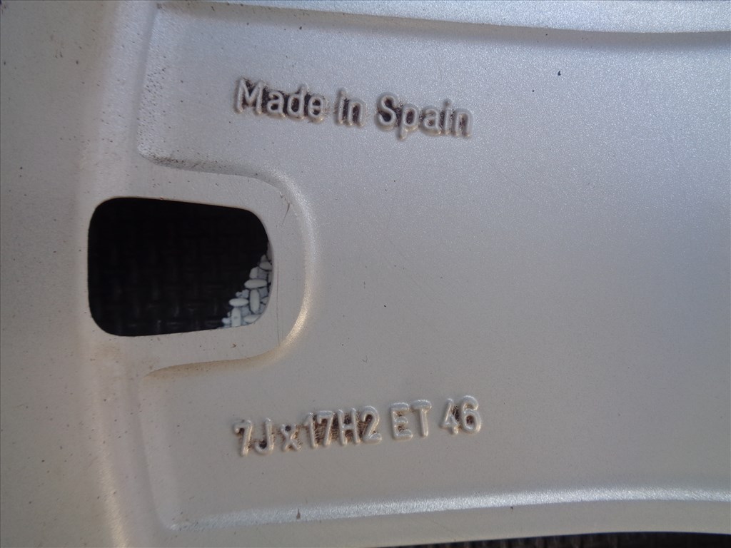 Seat gyári alufelni 17-es, 5×112-es osztóval szép állapotban eladó.  8. kép