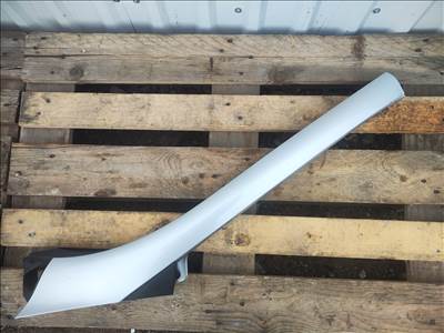 Renault Grand Scénic III első szélvédő bal díszléc  768350002r