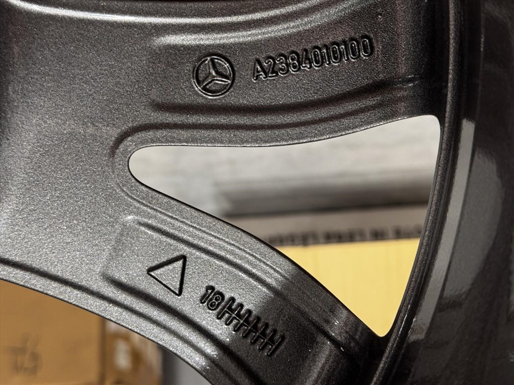 R20 Original Mercedes 8J ET43 - A238 401 0100 / a2384010100 1db felni alufelni 5. kép