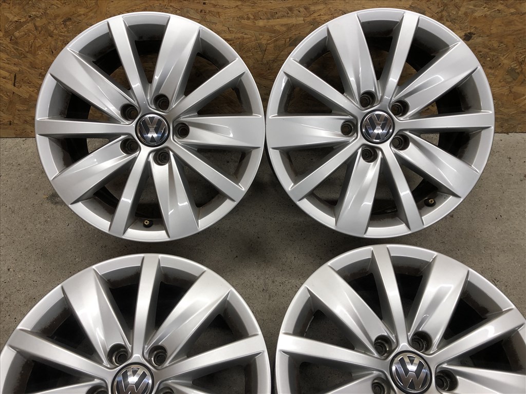 16 col gyári VW Passat alufelni 16 colos 5x112 2. kép