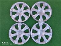 16" Mazda használt dísztárcsa (136)