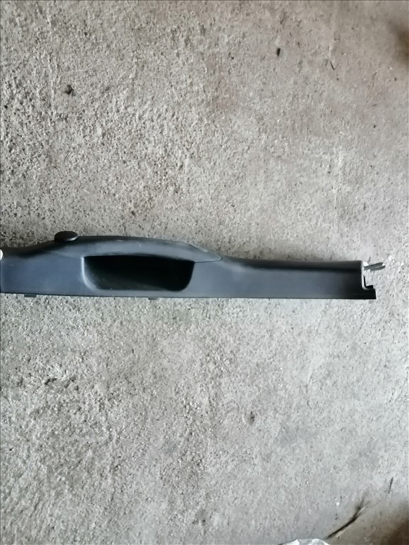 SsangYong Musso Bal A Oszlop burkolat  k7731038010 5. kép