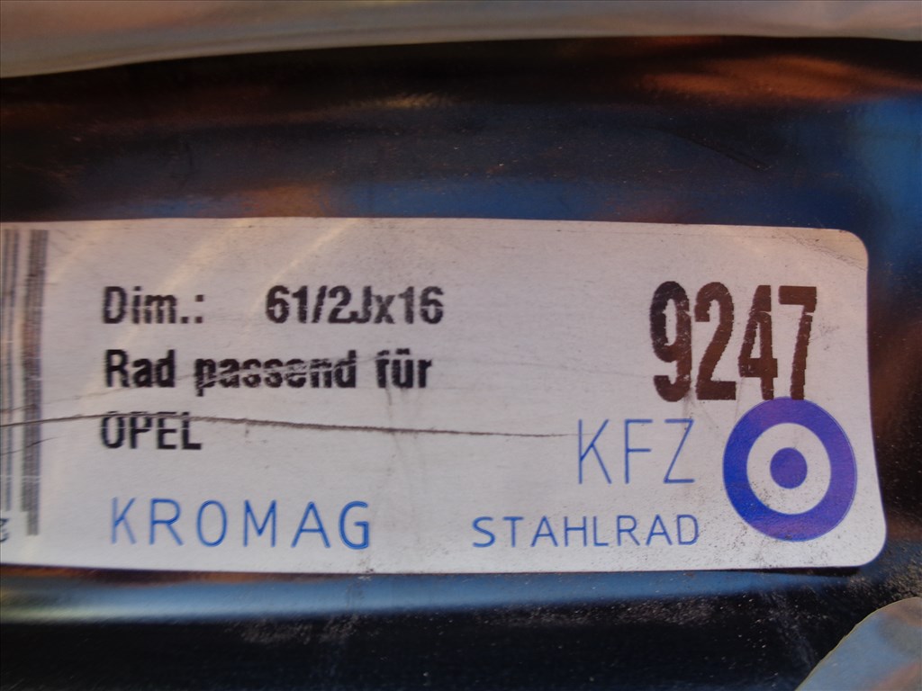 Új Opel lemezfelni 16-os, 5×105-ös osztóval eredeti csomagolásába eladó. 6. kép