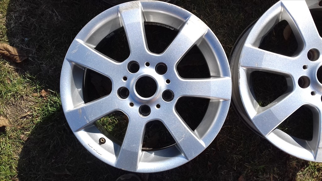  5x114.3 lyukosztású 6,5J 15" használt alufelni Renault Suzuki Kia Hyundai Nissan Mazda stb. 4. kép