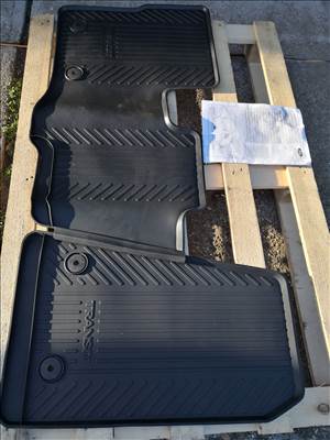 Ford Transit új gyári gumiszőnyeg