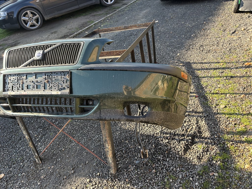 Volvo S80 2.4 D Első lökhárító  2. kép