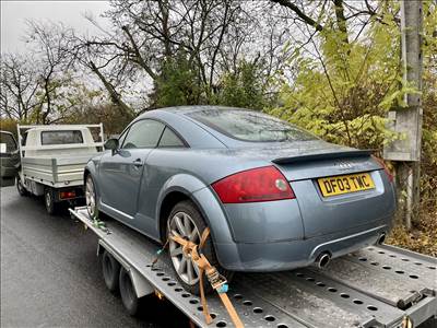 Audi tt 8n mk1 Gyari hatso lökhárító 
