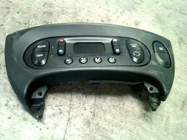 RENAULT MEGANE SCENIC 99-03 Fűtés vezérlő panel 1. kép
