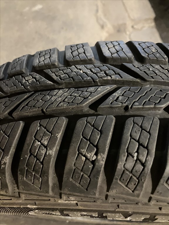 1db 155/70 R13 155/70R13 Semperit téli gumi 2. kép