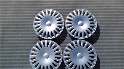 15 colos Mitsubishi dísztárcsa garnitúra