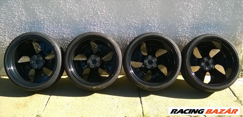 Eladó 4db 20-as 5x112-es BMW i8 Magnézium felni 225/30ZR20 nyári gumival  3. kép