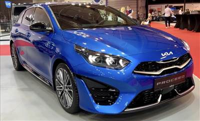 Kia Cee'd (CD) bontott alkatrészei