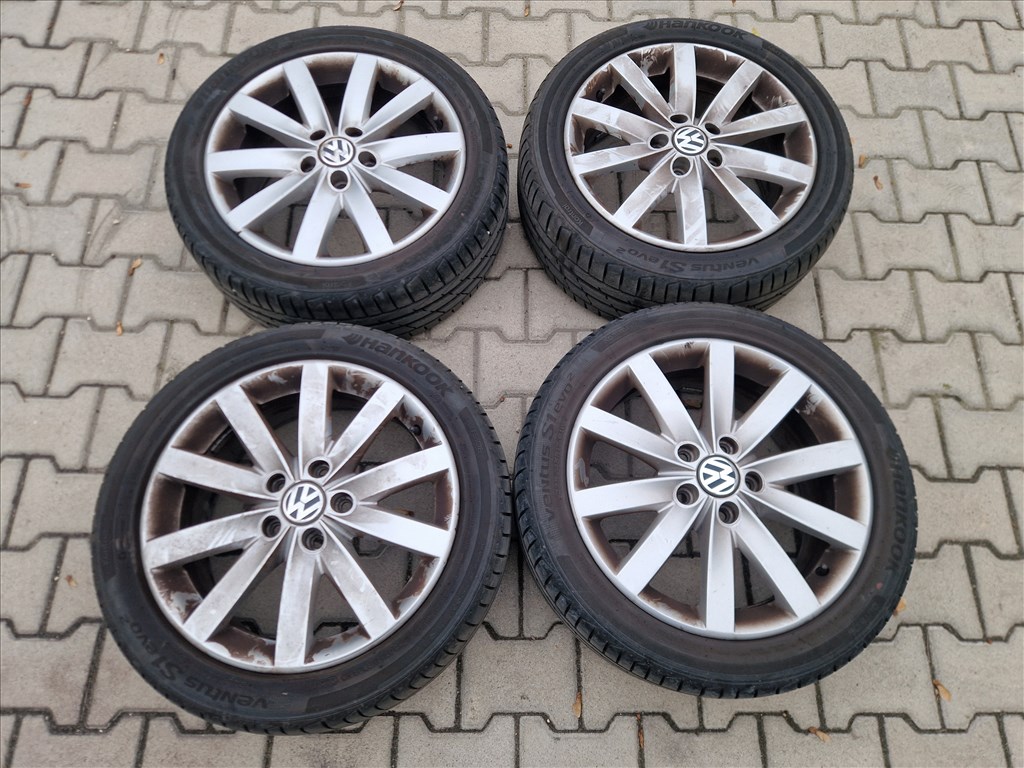Golf 6 5x112 gyári alufelni, rajta 225/45 használt Hankook nyári gumi (26196) 1. kép