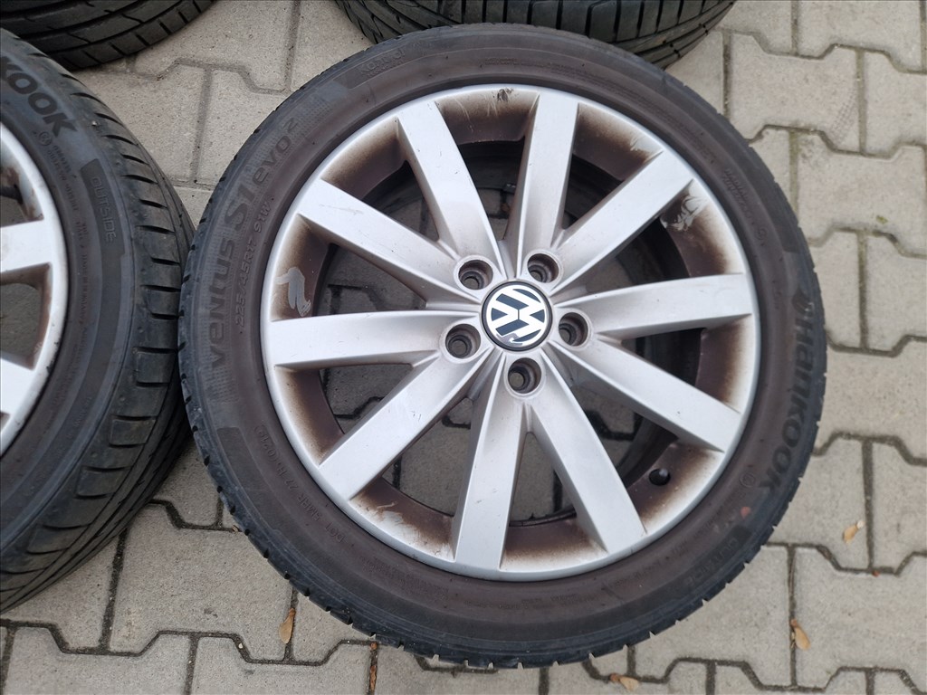 Golf 6 5x112 gyári alufelni, rajta 225/45 használt Hankook nyári gumi (26196) 17. kép