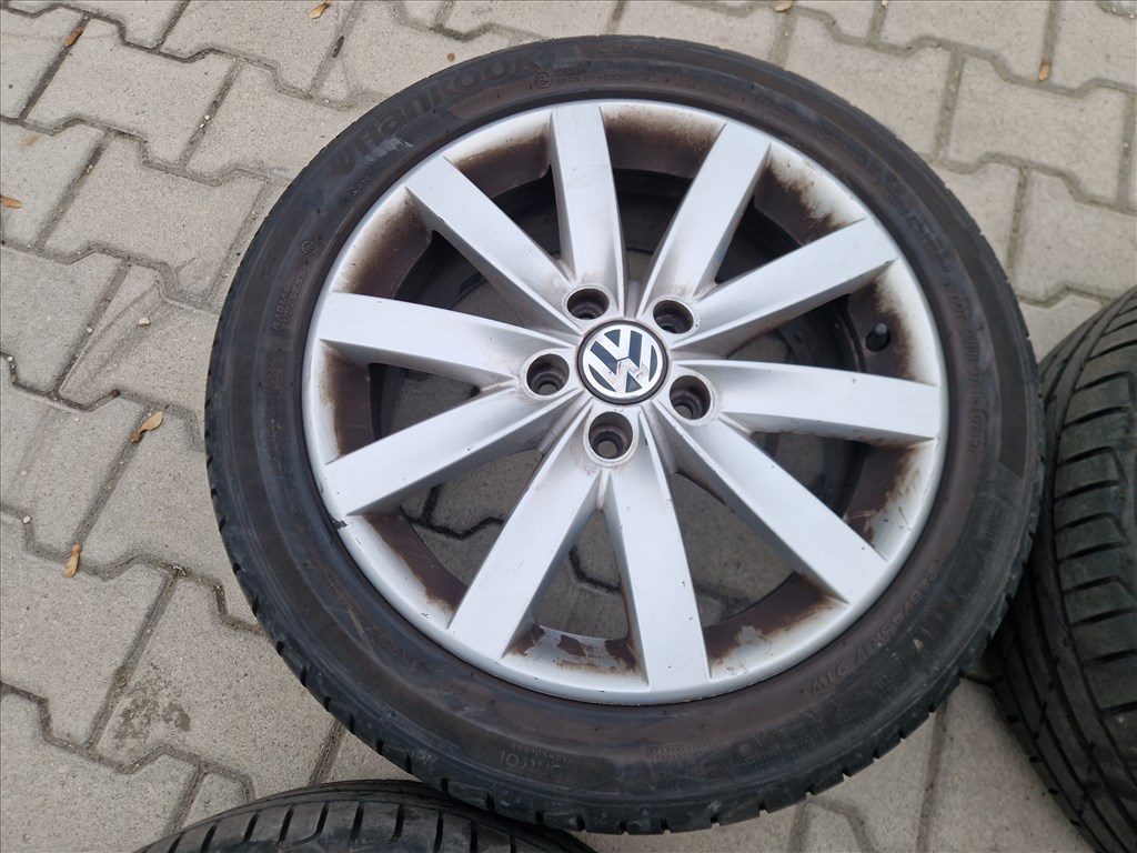 Golf 6 5x112 gyári alufelni, rajta 225/45 használt Hankook nyári gumi (26196) 18. kép
