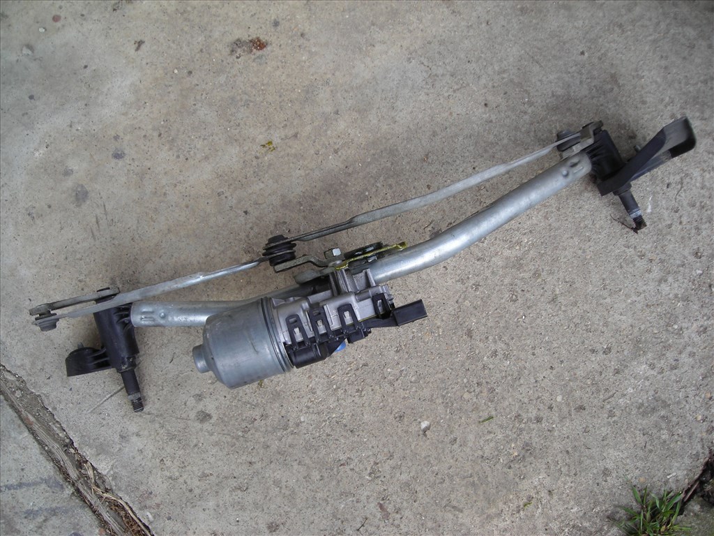 Opel Astra H Ablaktörlő motor Eladó 1. kép