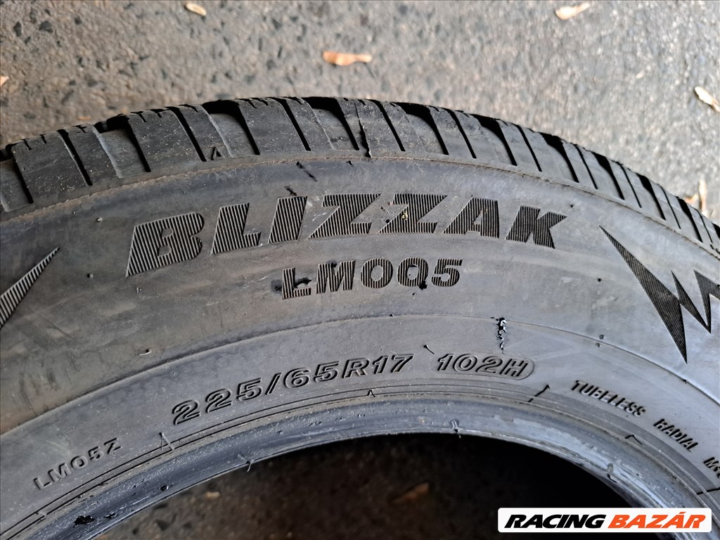 4db 225/65 R17 Bridgestone Blizzak LM005 téli gumi eladó!! (DOT2021) 6. kép