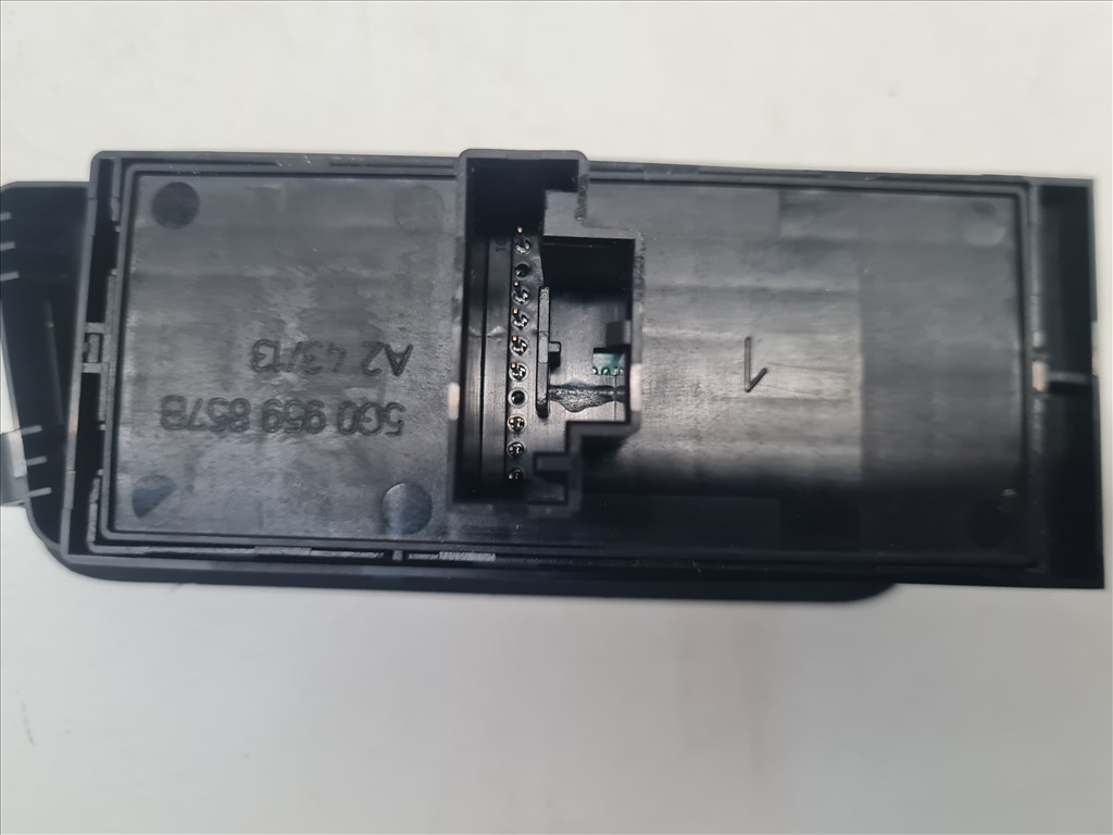 Volkswagen Golf VII bal első ablakemelő kapcsoló 5 ajtóshoz (27119) 5g0959857b 6. kép