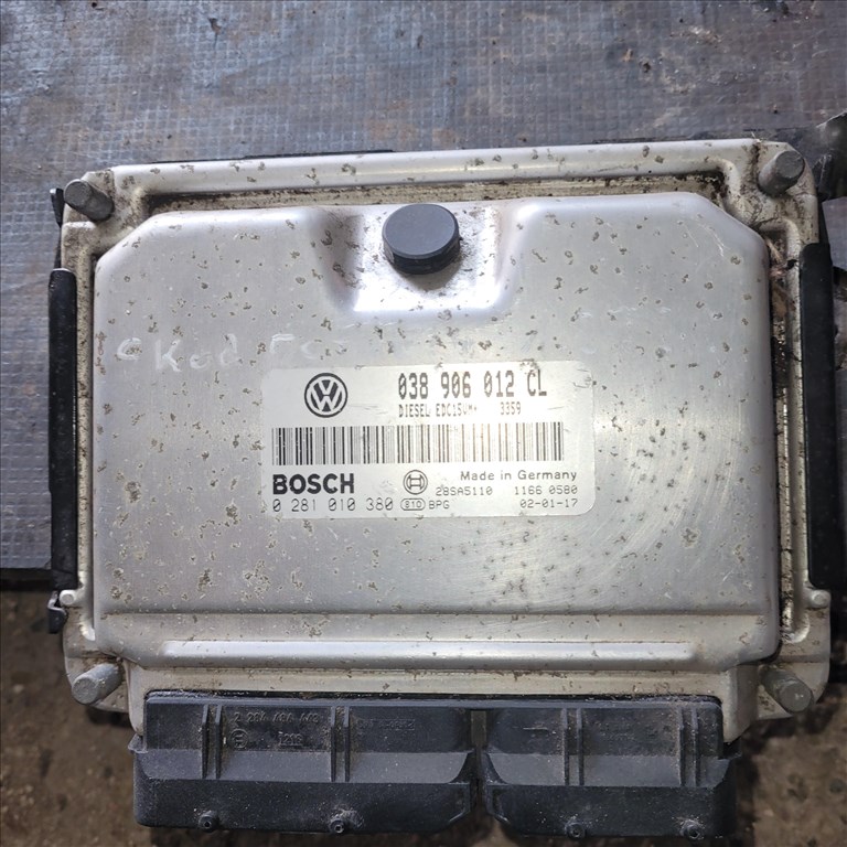 Skoda Octavia I motorvezérlő elektronika  038906012cl 1. kép
