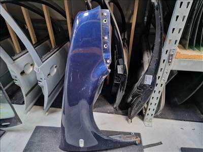 Volkswagen Golf IV bal első sárvédő LB5N színkóddal (25954)