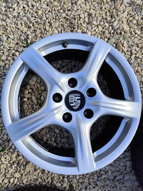 Porsche Panamera 5x130 lyukosztású 8JJ 18" használt (gyári felni) alufelni 7. kép