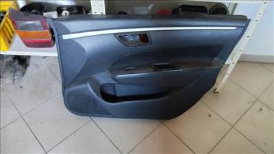 Suzuki Swift V suzuki swift jobb első ajtókárpit