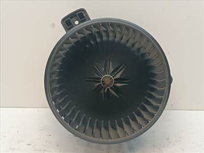 HYUNDAI i40 Fűtőmotor (Klímás)