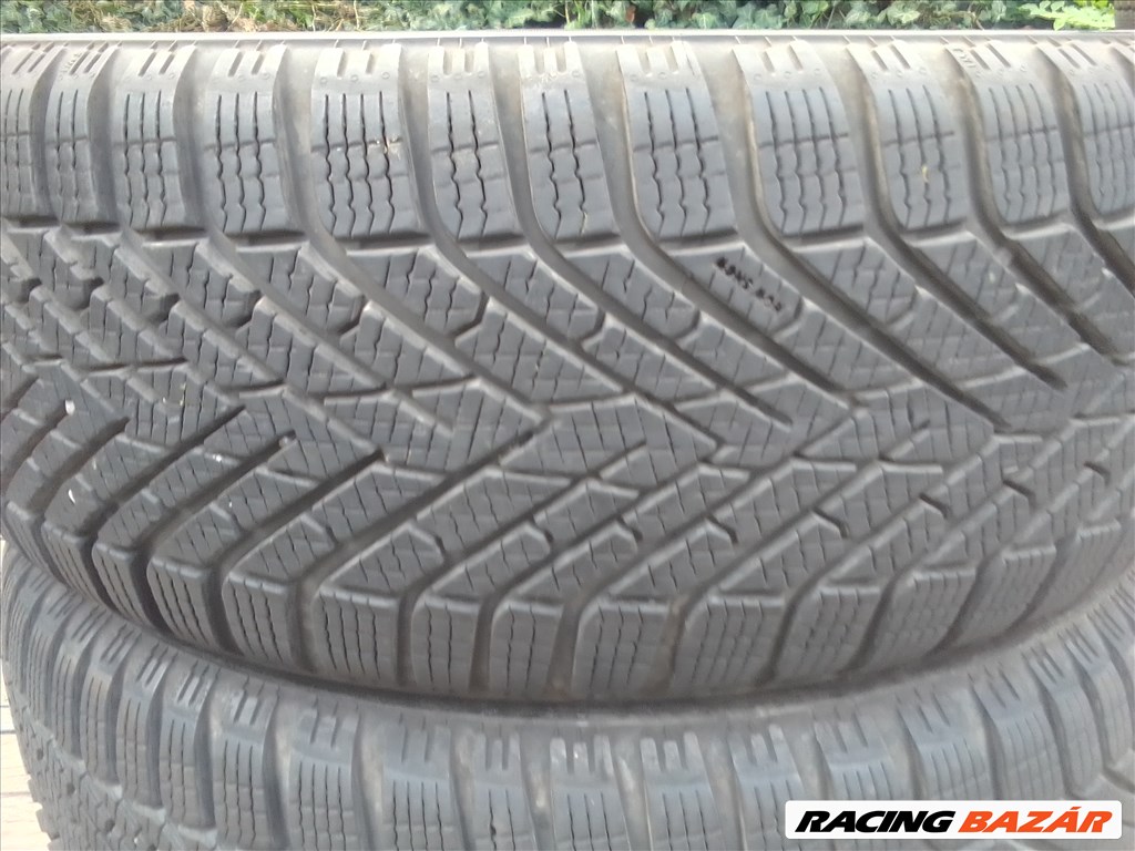  205/55R16 Pirelli/Falken újszerű téli gumik 2. kép