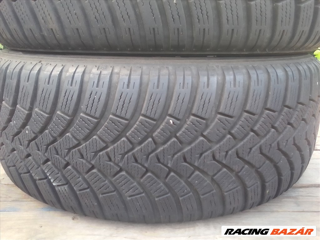  205/55R16 Pirelli/Falken újszerű téli gumik 8. kép