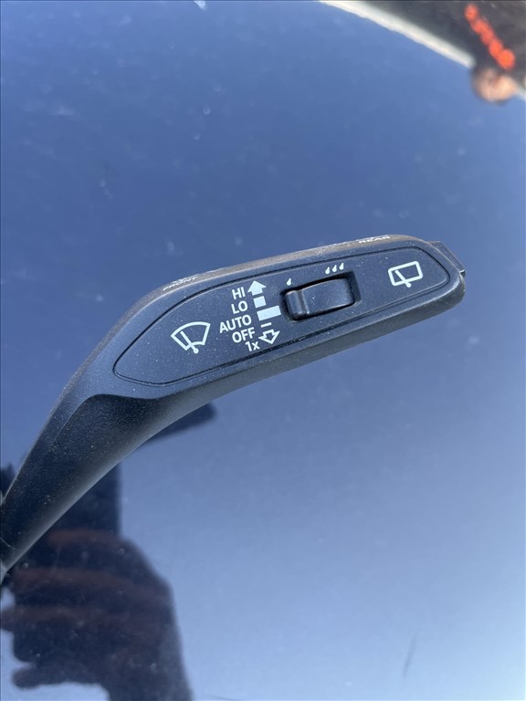 Audi A4 (B9 - 8W) bajuszkapcsoló  4m0907129hd 3. kép