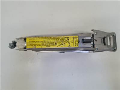 Volkswagen Golf IV, Volkswagen Bora emelő (27033) 8l0011031a