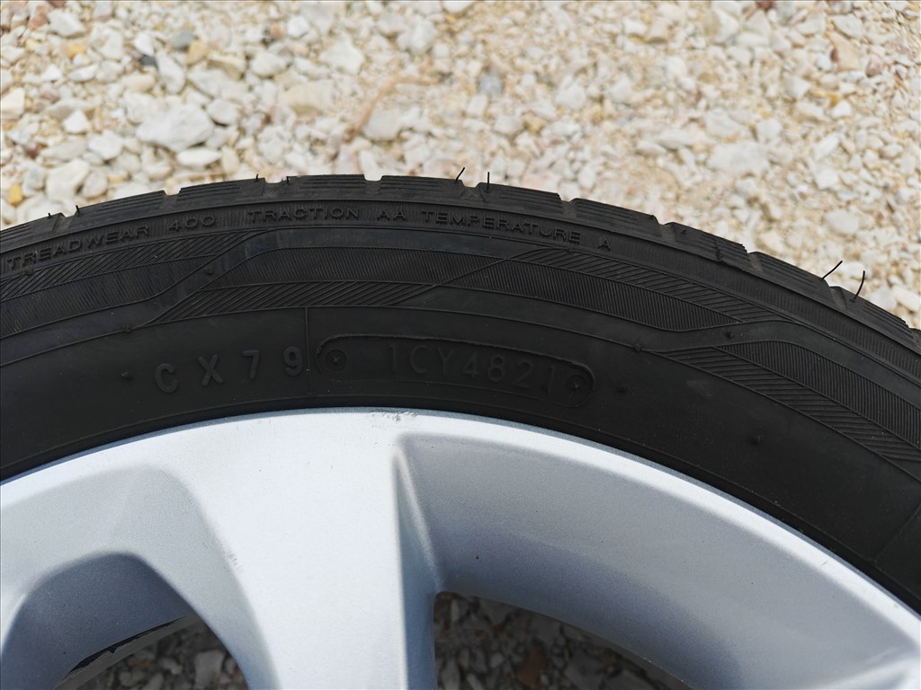 15" 4x100 Nissan Micra gyári alufelni szett nyárigumikkal +TPMS!  5. kép