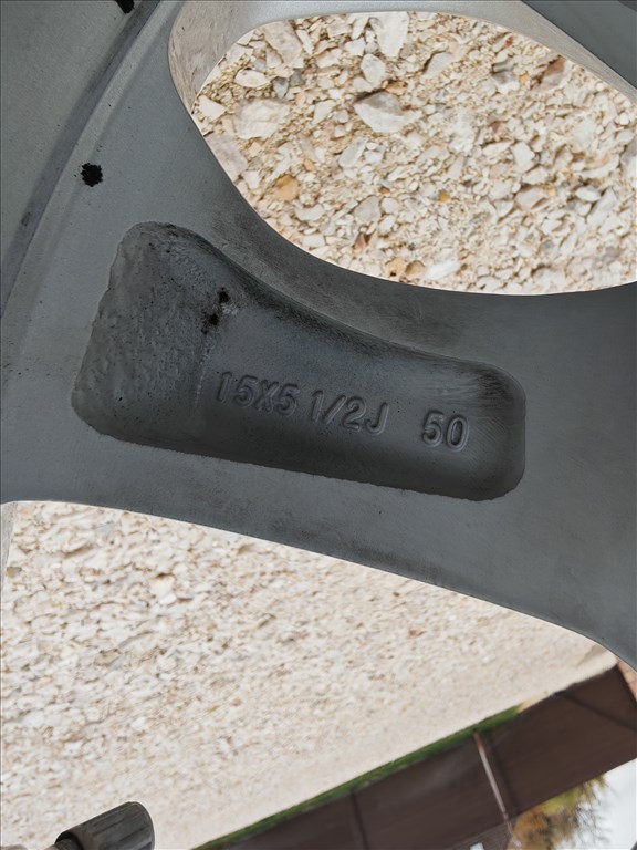 15" 4x100 Nissan Micra gyári alufelni szett nyárigumikkal +TPMS!  6. kép